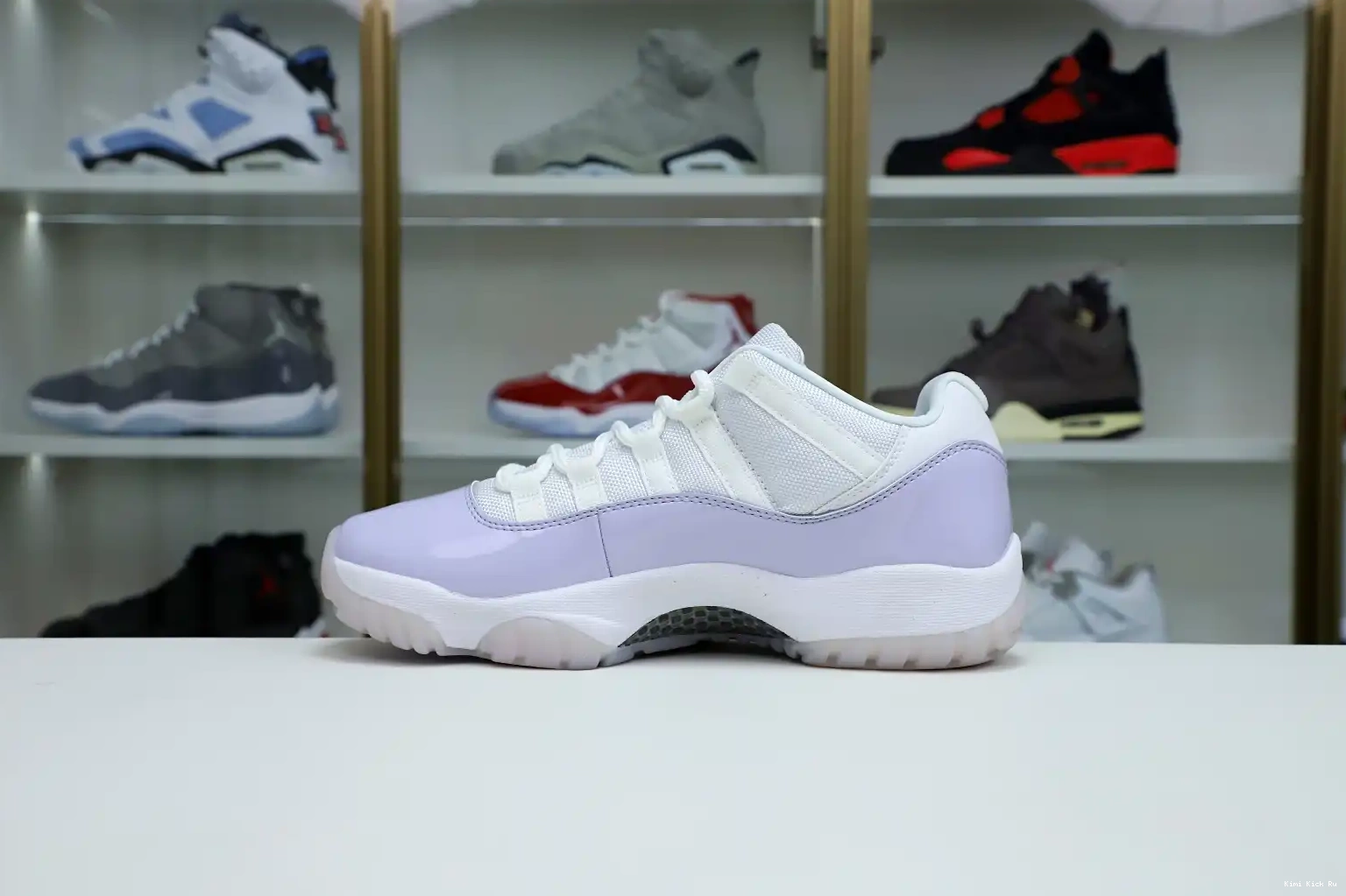 PURE VIOLET AIR LOW 11 Kimikick JORDAN 0426